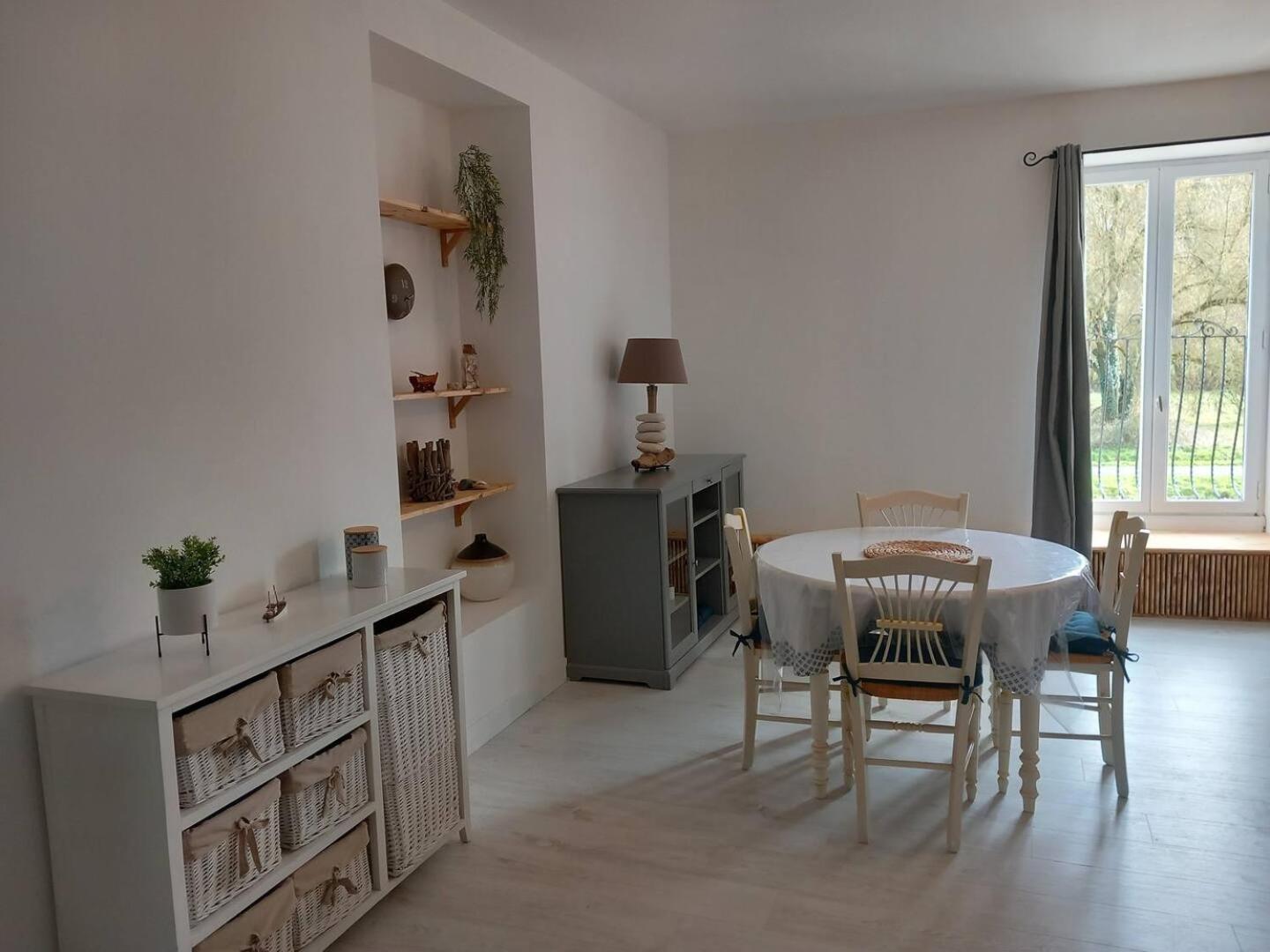 Balade Sur Le Port Apartment Dinan Exterior photo