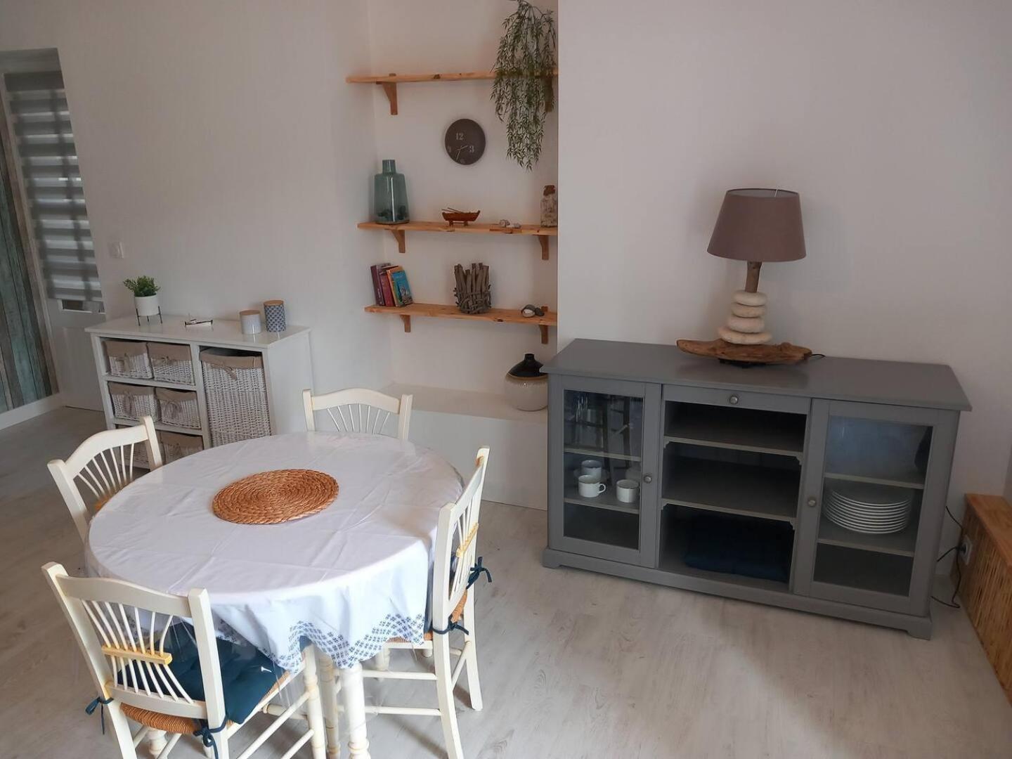 Balade Sur Le Port Apartment Dinan Exterior photo